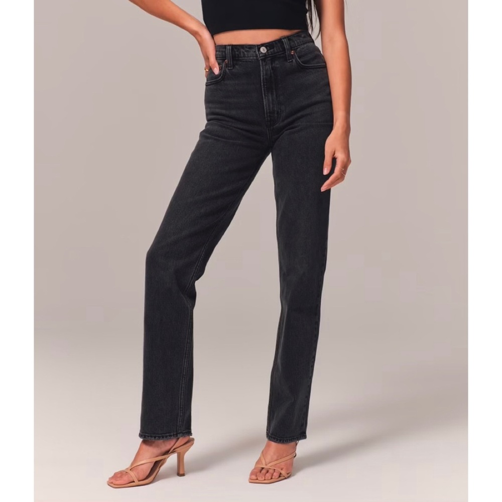 Abercrombie & Fitch Ultra High Rise 90s Straight Jean black